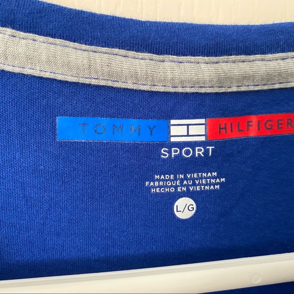 TOMMY HILFIGER Graphic Design T-Shirt - Picture 3 of 4